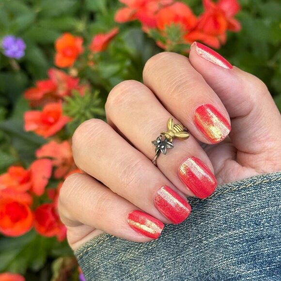 Color Street Nail Set- Heat Wave - Picture 2 of 6